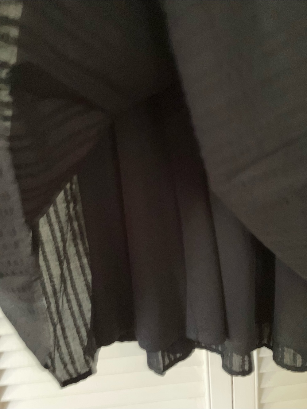 Torrid Size 1 (14-16) Seer Sucker Black Smocked Midi Two-Piece Skirt / Top Set - Picture 13 of 14